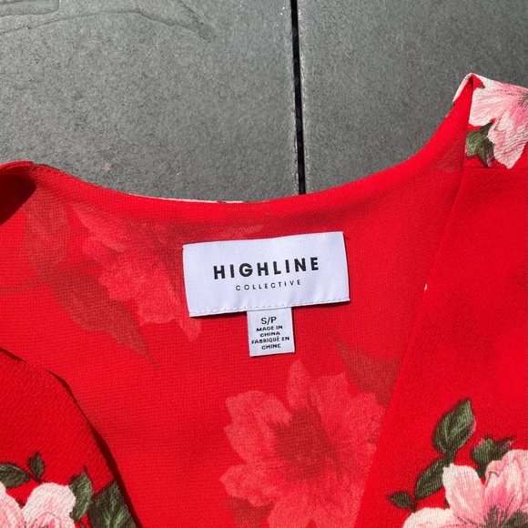 Highline Collective Floral Wrap Dress Size Small - Picture 3 of 3